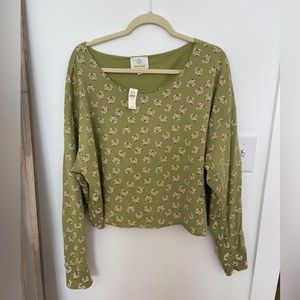 Green Aerie Cropped Floral Sweartshirt - Size XL